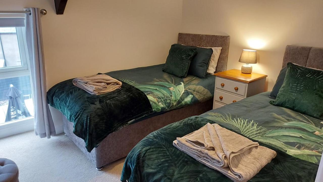 The Cock Hotel Bronllys Εξωτερικό φωτογραφία